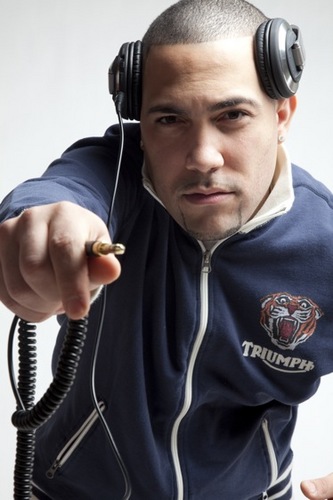 djconect's profile picture. 