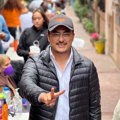 Secretario de Acuerdos de Movimiento Ciudadano CDMX. Chilango, Ciclista y Ciudadano. 🚲🍊 #Movimientochilango