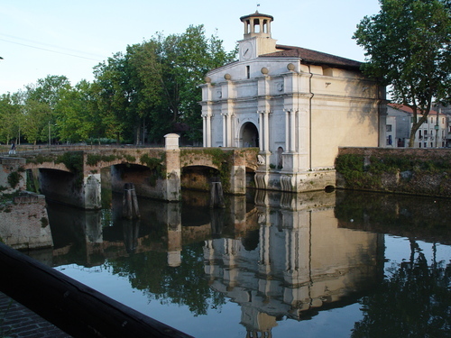 hesalo's profile picture. Libero! Libero! Innovativo