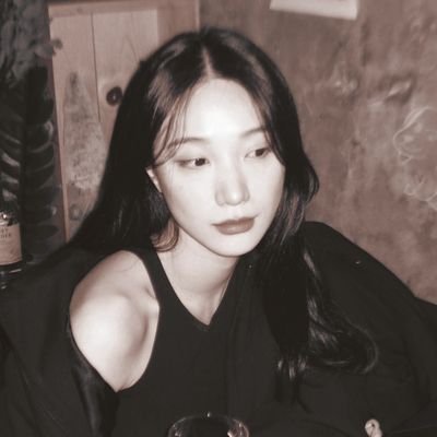 🦊 ⌗ 𝐑𝐏┊it's 𝑲𝒊𝒎 𝑴𝒊𝒏𝒌𝒚𝒆𝒖𝒏𝒈, a girl with a goddess visual since 1997 and she from 𝗰𝗵𝘂𝗻𝗰𝗵𝗲𝗼𝗻 ✨