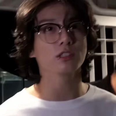 louistcoe's profile picture. 143 18+