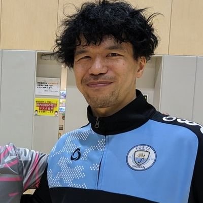 千葉県柏市出身在住。坂道シリーズが好きなフットサルやってるアラフォー⚽かげサポです✨野球は地元ロッテファン⚾
#フットサル #ゴレイロ #フォルテ湘南 (神奈川県フットサル2部)監督 
柏市内の中学校の #地域移行 #外部指導員 #中学生サッカー やってます⚽