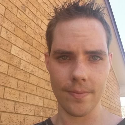 MY83808845's profile picture. I resell in Poshmark and offer services in https://t.co/lEvXJNE00s for shares, follow and repost.