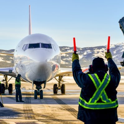 Published aviation photographer based in Vancouver, BC. Views and opinions here are my own and are not those of my employer.