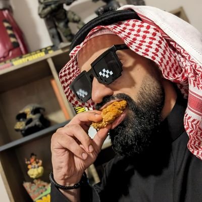 Video gamer, food devourer, comic fanboy(I guess), and a Colonel Sanders in the making. One third of a jabha from @jabhaverse 
Commissions: Open 👨🏼‍🔬
