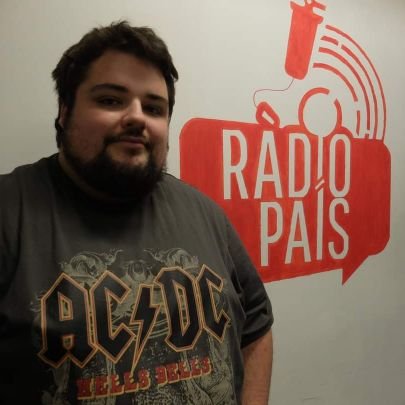 Basco-béarnais au micro de Ràdio País. Matchs de l'Élan Béarnais pour 7Radio 🟢⚪
Passé par le Courrier Picard, L'Éclaireur du Vimeu et La Voix du Nord.