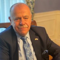 Lou Gargiulo (@lougnh) Twitter profile photo