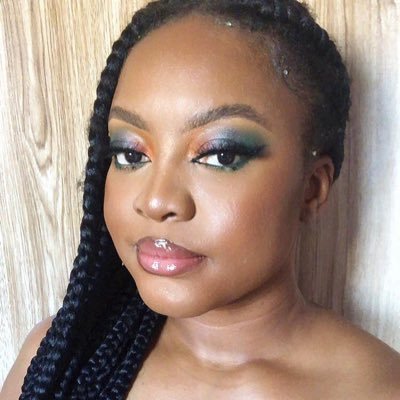 OGECHI | Uniben Alumna | Abuja Hoodie/Tshirt Plug @beautyingodliness on IG | Abuja based Makeup Artist @ogeglams | Business Development Manager. ♓️