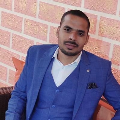 Tinkuku83577769's profile picture. वक्त को अपना
वक्त बनाने में
वक्त लगती है।