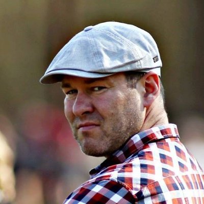 darczo's profile picture. #1procentdlaGucia 
SPORT W TRÓJCE