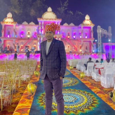 avinash39569684's profile picture. 🌶👏🏿👌🏿Great attitude is like a perfect cup of coffee don't start you day without it🇮🇳 Satyam Shivam Sundaram