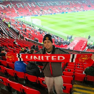 manchester united fan go to matches europa league and fa cups and carabeo cups pls i follow you can you follow back thank you