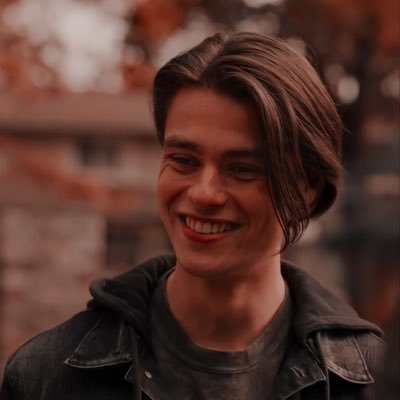 · ͟͟͞͞➳ ❪ 𝖶𝖤𝖱𝖤𝖶𝖮𝖫𝖥 𝖶𝖨𝖳𝖧 𝖳𝖤𝖨. ❫ ⧉ ╱ ❚❙❘ (❪ YOUR GUARDIAN ❫) ꒹❝── I'VE BEEN 𝐁𝐔𝐑𝐍𝐈𝐍𝐆 SUCH A BURDEN, THIS 𝐅𝐋𝐀𝐌𝐄 ON MY CHEST.❞