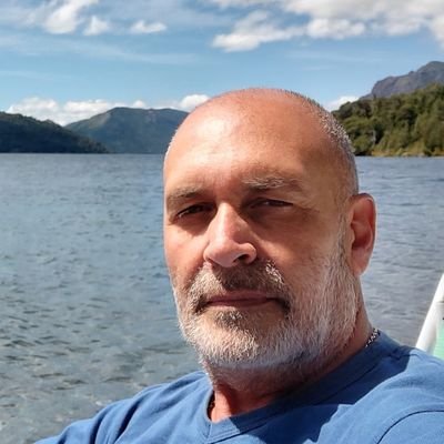 Argentina primero 🇦🇷. Soy PRO. Fanáticos de cualquier signo político lo quiero lejos.