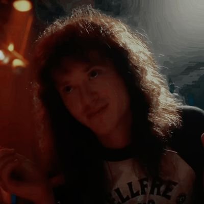 ◌ ▉ ▍ 𝗘𝗗𝗗𝗜𝗘 “𝗧𝗛𝗘 𝗙𝗥𝗘𝗔𝗞” 𝗠𝗨𝗡𝗦𝗢𝗡 ⨾ 𝘏𝘦𝘭𝘭𝘧𝘪𝘳𝘦 𝘊𝘭𝘶𝘣 Dungeon Master ﹠ 𝘊𝘰𝘳𝘳𝘰𝘥𝘦𝘥 𝘊𝘰𝘧𝘧𝘪𝘯 guitarrist ⤹ ⤹ '86 baby