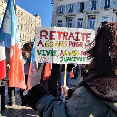 Depuis 2012 φ #LFI 🐢
#Greenpeace #Bloom #Nupes ✌️
Liberté Egalité Fraternité #AEC
Insoumise à vie ❤️ 
3 beaux enfants pour nos retraites, j'ai une médaille ?