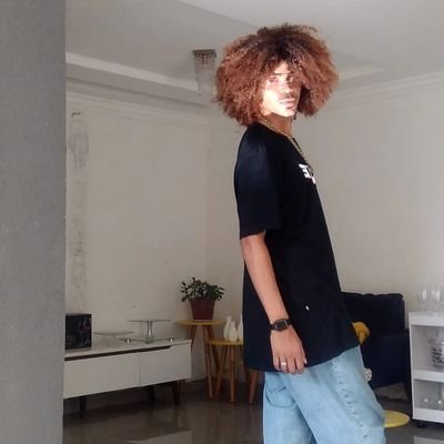 Seja bem-vindo. Essa é uma das minhas várias versões.🏳️🌈