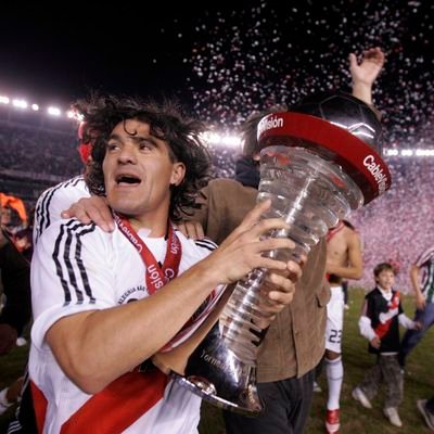 Hincha termo del club más grande del continente, del famoso River Plate 🤍❤️🤍