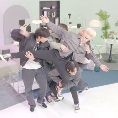 yeonjuniaaa's profile picture. fan account || chan and yeonjun are my safe place