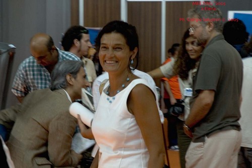 ElenaUgolini's profile picture. Alunna, docente, mamma di quattro figli, preside, rettrice.