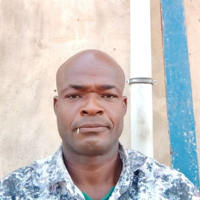 Am a herd working and strictly honest Christian.