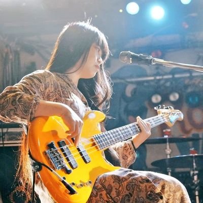 Solo Bassist（茨城県産）日光浴と米が好き
Stream/Buy：https://t.co/FqPQZA4Fjx…
Youtube：https://t.co/6b2VLllNts

Bass Sporken Words
vortEks-15 ≒燐-Lin-✕佐伯憲陽