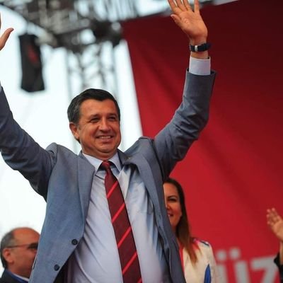 Prof.Dr., Atatürkçü, yurtsever, 25-26-27.Dönem CHP Edirne Milletvekili