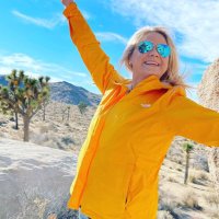 Julie Lenkiewicz (@juliebreez) 's Twitter Profile Photo