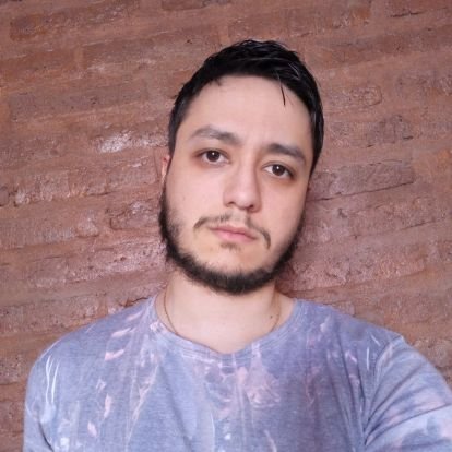 Intento de escritor, abogado, Wattpad Associate y, no sé, humano a tiempo completo.