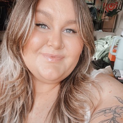 Demi_Doobiedoob's profile picture. So... everything is pretty shitty right?