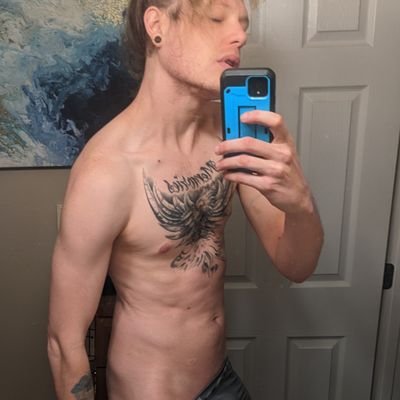 Webcam model on Chaturbate! I'm a person who fucking loves what I do. email me at Jayarmanicam@gmail.com instagram Snap chat xjayarmani