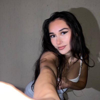 Natalie_huete's profile picture. 