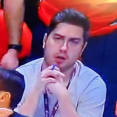 Illinois athletics reporter for Illini Inquirer (@IlliniOn247), part of @247Sports. DMs are open. Let's tell stories. SIUE alum. Pekin native.