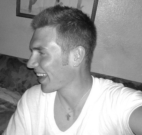 alexEpeterson's profile picture. I try to enjoy everything I can and live my life as happy as I can #whynot