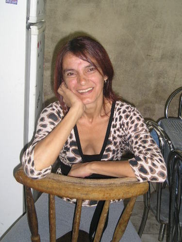 simples;amiga,humilde e verdadeira