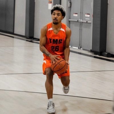 6’0 Point Guard | Tmg Prep CA | 3.0 GPA | 🇺🇸 | 🇨🇩🇷🇴🇬🇧 | IG : 3dwin_angel | 3dwin.angel@gmail.com