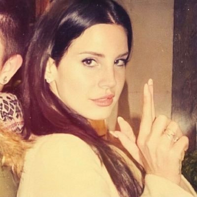 Lana del Rey enthusiast|| @lanasd6lrey