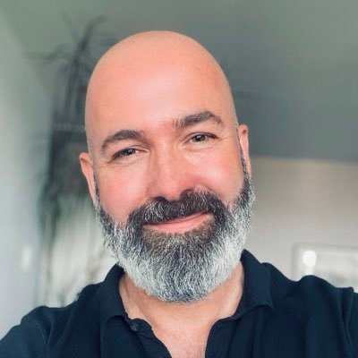 Accredited SQHP Senior Psychotherapist, Clinical Hypnotherapist & Supervisor with 20 years expertise. Clinic exclusively in Clifton, Bristol + online sessions.