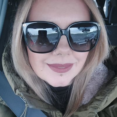 Student Pluralistic Integrative Counsellor. Chronic Fatigue and Fibromyalgia warrior. Coffee lover. Star Wars and Tolkien fanatic. 🏳️🌈