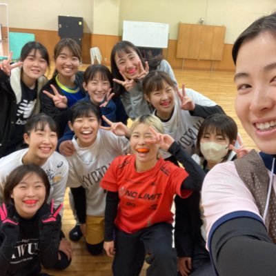 ネットには載っていない、寮のリアルな情報を現寮生が詳しく紹介します🪄🪄↓↓過去のツイートさかのぼって見ることをおすすめします!(^ー^)🔍 #京女ラクロス部🥍→3回生しん(現社・国際寮)/2回生まれ(英文・紫金寮)/2回生ふみ(国文・東山寮)#紫金寮 #東山寮 #国際寮 #小松寮 #春から京女
