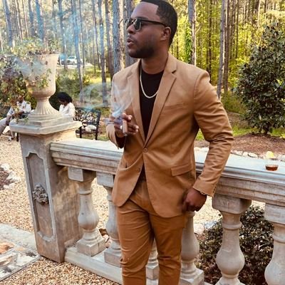 Sparta_Shad's profile picture. #VSUAlumni 
ΑΦΩ #6 
#LSUFan4Life 
#FalconsNation