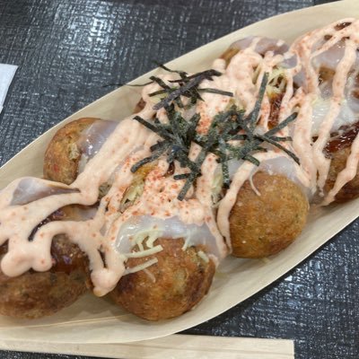 kahiiro99's profile picture. 会社員です。気ままにグルメ、投資💰 株主優待、高配当株、ポイ活、積立NISA、持株会、確定拠出年金、個人年金、ふるさと納税 など。キャンペーン好きです😈