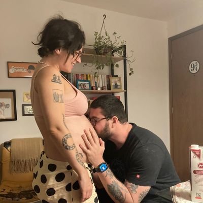 pedroadn's profile picture. A alegria daquela liberdade era pouca para a desgraça daquela vida.