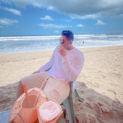 zidanolengs's profile picture. 