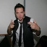 PipopeMirrrey's profile picture. Comprometido en aumentar la calidad y clase de la sociedad. No soy un hombre que da detallitos, yo doy de tallones.