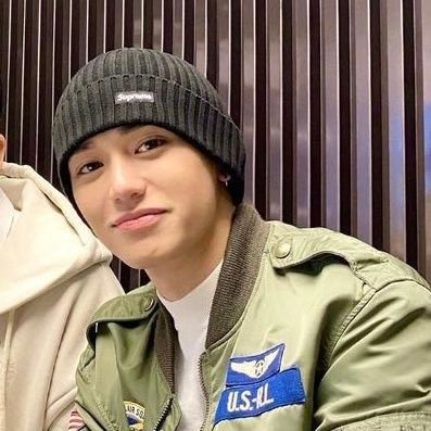 XUXI_islove's profile picture. We miss you and your sunshine smile lucas we can't wait for your return💛💛 fan account