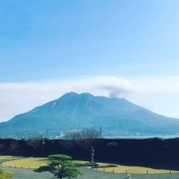 元保育士の投資アカ@仮想通貨＆バイナリー＆FXが好き✨今はFX自動売買で取引してます😄 (@eaeaeaea002) 's Twitter Profile