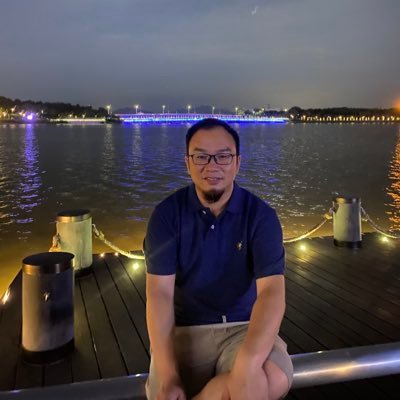 Co-founder of VTRIX and LYTCH. 20+ Year AV Pro. Focuse AV processing/switching/transmission. Skype:farrell.tan@vtrix.net WhatsApp:+8613631680064