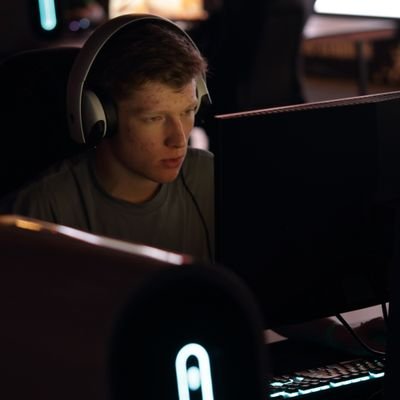 🇳🇱 🇺🇸 | Fortnite for @RqsEsports | FNCS & DREAMHACK FINALIST
43rd & 20th Trio CC
8,6,2nd squad cashcup
@Twitch Partner
Code: Cerry #ad | B.E. @alexxmngmt