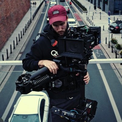 Camera & steadicam operator. I made a lot of tv series, some features and hundreds of commercials and video clips. Let's talk about film industry!